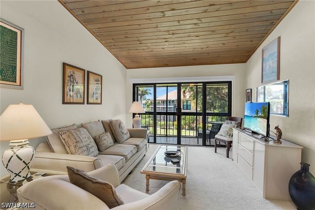 58 Manor TER 8-204, Marco Island, FL 34145
