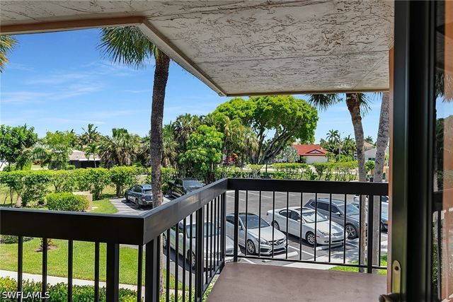 58 Manor TER 8-204, Marco Island, FL 34145