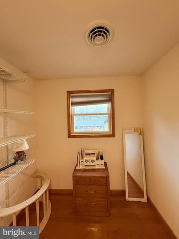 242 SPRING ST, State College, PA 16801