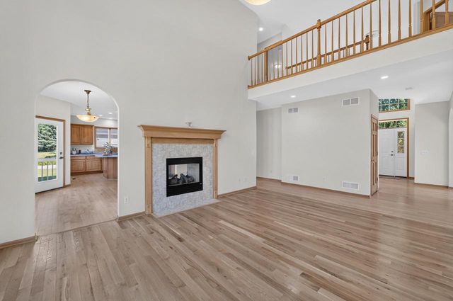 8701 Nelson Crossing, Verona, WI 53593