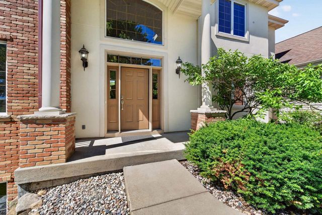 8701 Nelson Crossing, Verona, WI 53593
