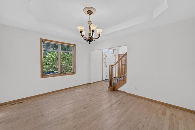 8701 Nelson Crossing, Verona, WI 53593