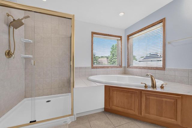 8701 Nelson Crossing, Verona, WI 53593