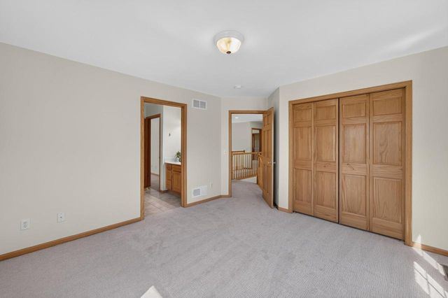 8701 Nelson Crossing, Verona, WI 53593