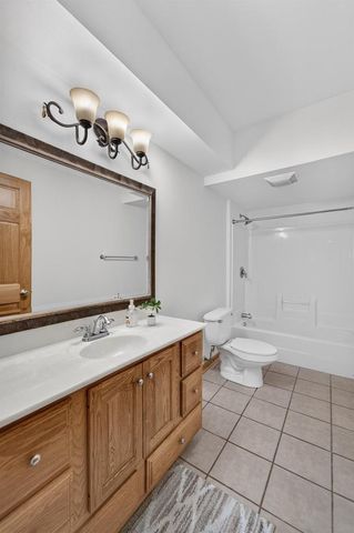 8701 Nelson Crossing, Verona, WI 53593