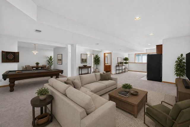 8701 Nelson Crossing, Verona, WI 53593