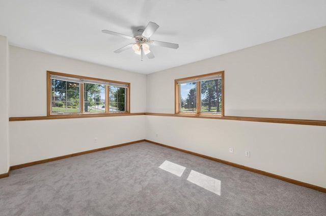 8701 Nelson Crossing, Verona, WI 53593