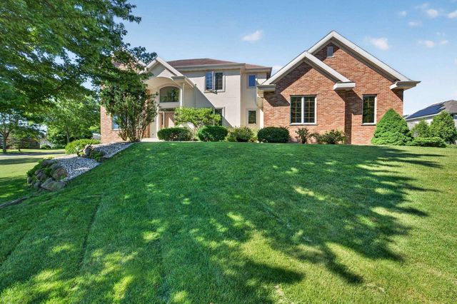 8701 Nelson Crossing, Verona, WI 53593
