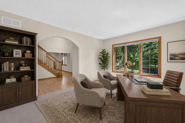 8701 Nelson Crossing, Verona, WI 53593