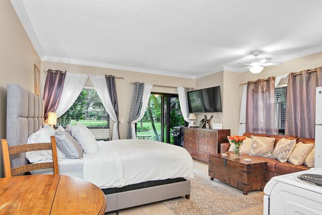 13334 Polo Club Road 219, Wellington, FL 33414