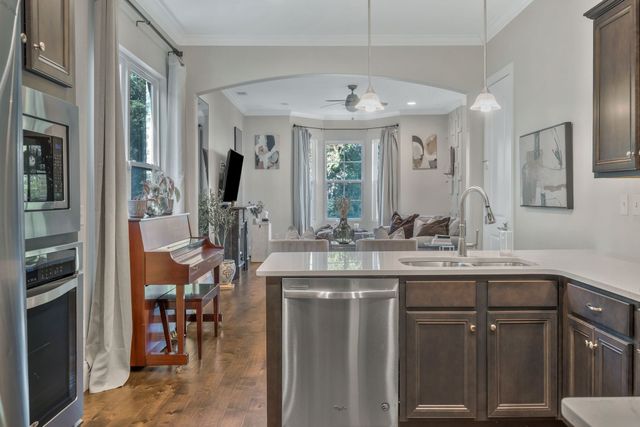 232 Cedar Place Row, Nashville, TN 37221