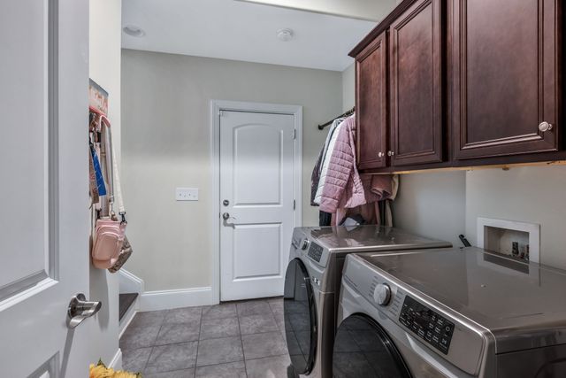 232 Cedar Place Row, Nashville, TN 37221