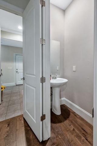 232 Cedar Place Row, Nashville, TN 37221