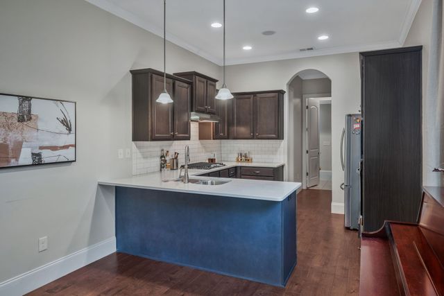 232 Cedar Place Row, Nashville, TN 37221