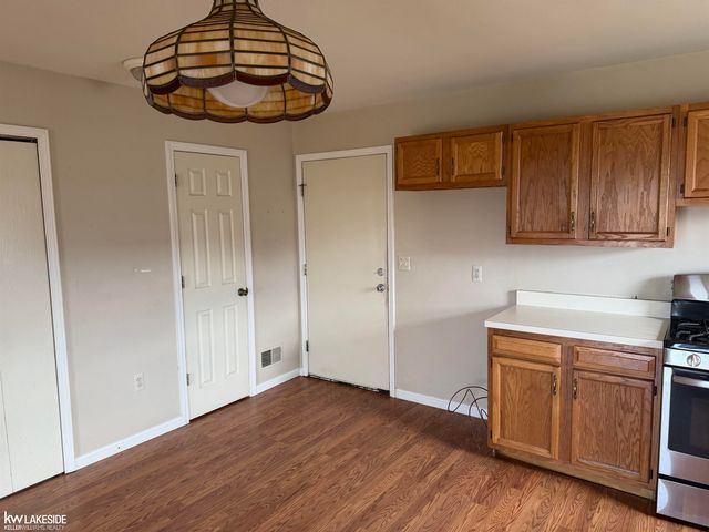 1120 West Boulevard, Marine City, MI 48039