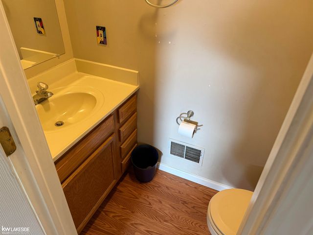 1120 West Boulevard, Marine City, MI 48039