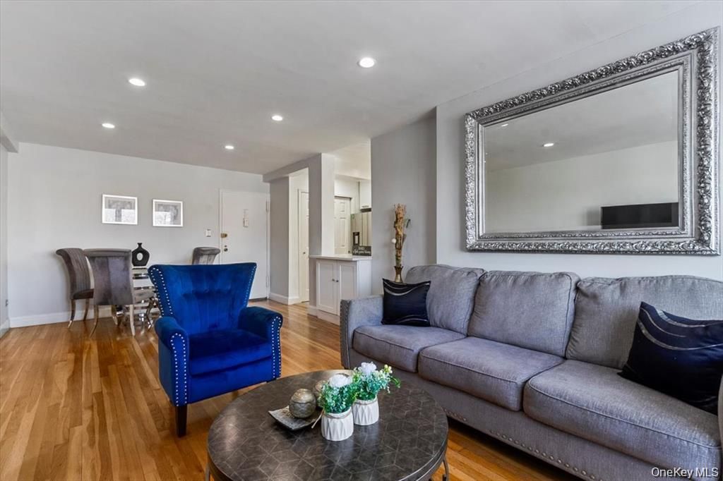 5425 Valles Avenue 3F, Bronx, NY 10471 — photo 5