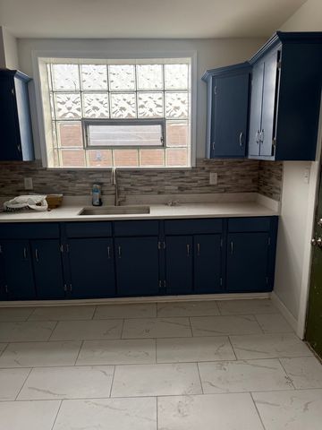 8204 S Elizabeth Street 2, Chicago, IL 60620