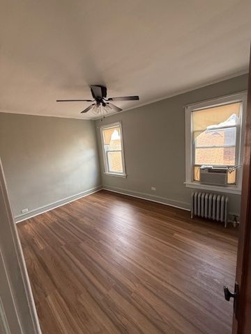 8204 S Elizabeth Street 2, Chicago, IL 60620