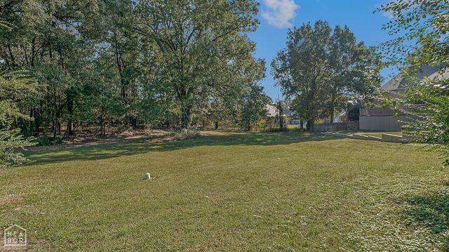 2801 Linwood Drive, Paragould, AR 72450