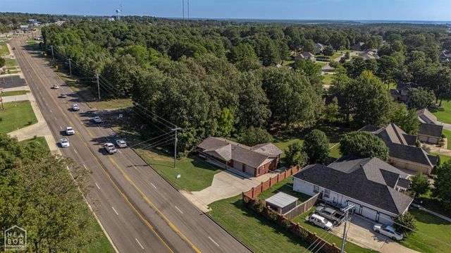 2801 Linwood Drive, Paragould, AR 72450