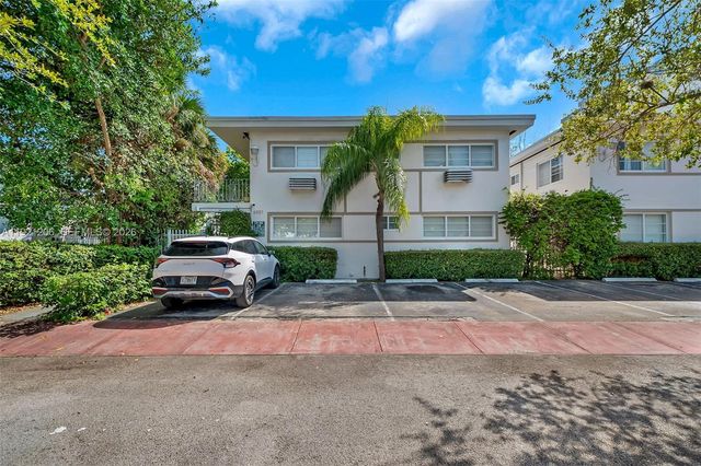 6921 Rue Vendome 1, Miami Beach, FL 33141
