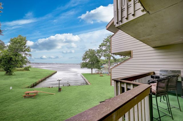 3900 Aspen Drive A207, Montgomery, TX 77356