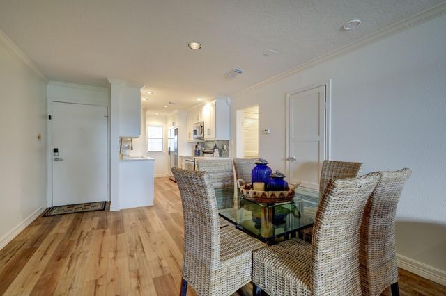 3900 Aspen Drive A207, Montgomery, TX 77356