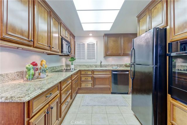 870 Avenida Sevilla A, Laguna Woods, CA 92637