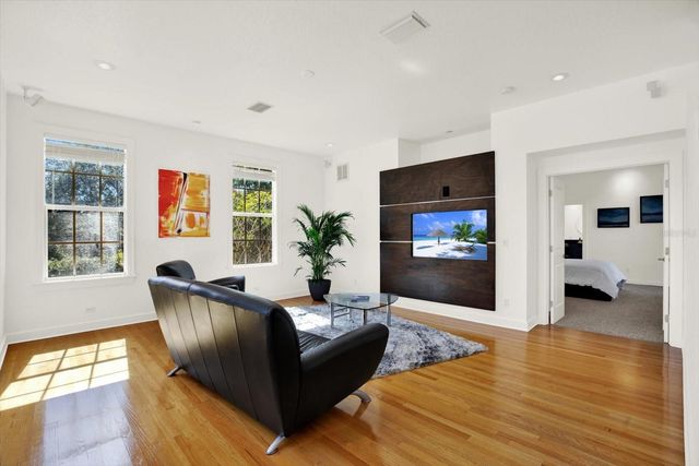 504 FAIRVIEW ROAD, Belleair, FL 33756