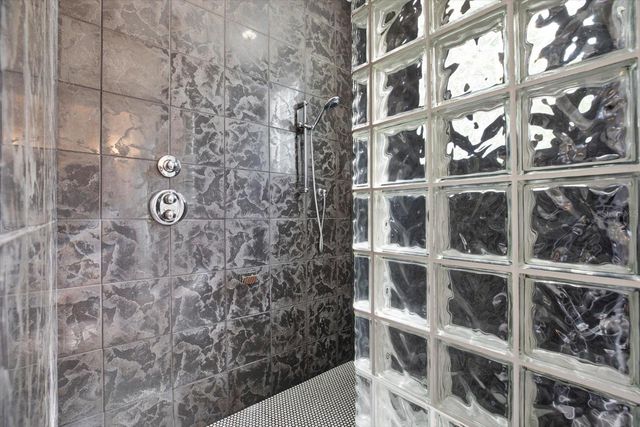 504 FAIRVIEW ROAD, Belleair, FL 33756