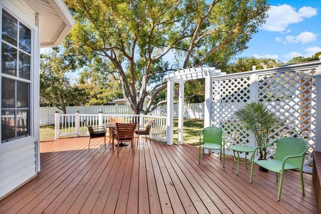 504 FAIRVIEW ROAD, Belleair, FL 33756