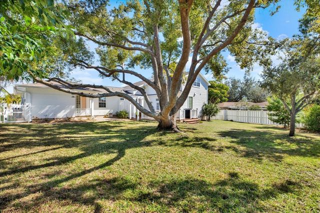 504 FAIRVIEW ROAD, Belleair, FL 33756