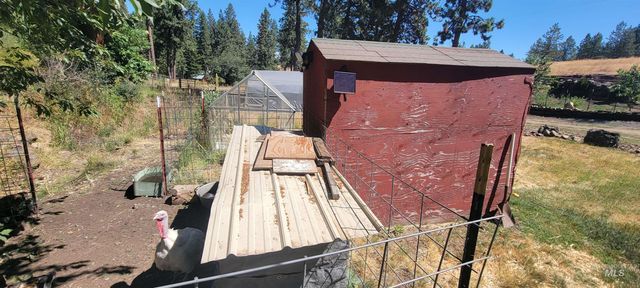 546 Edgehill Dr, Anatone, WA 99401