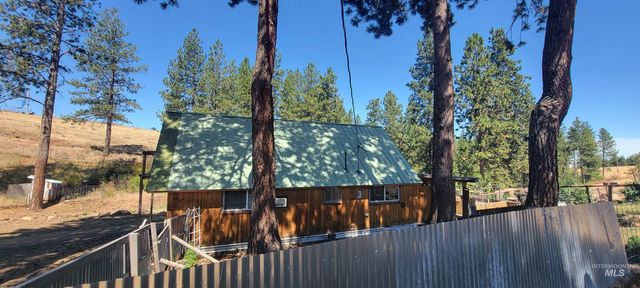546 Edgehill Dr, Anatone, WA 99401