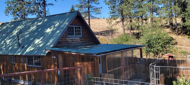 546 Edgehill Dr, Anatone, WA 99401