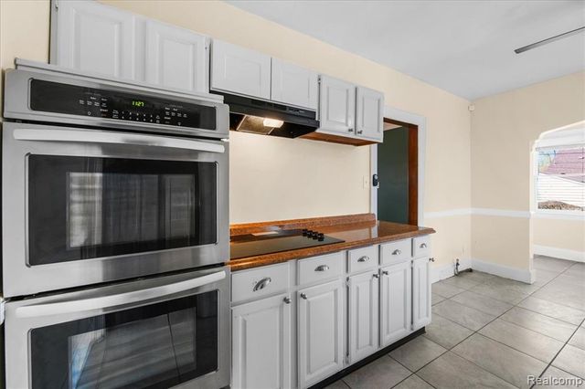 15323 Stahelin Avenue, Detroit, MI 48223