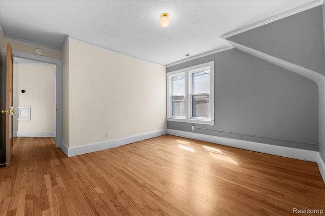 15323 Stahelin Avenue, Detroit, MI 48223