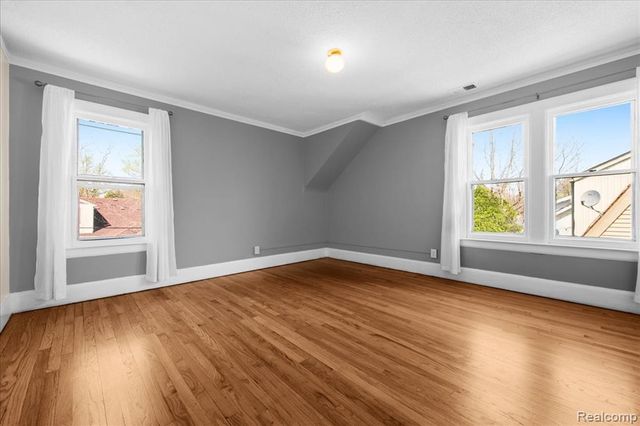 15323 Stahelin Avenue, Detroit, MI 48223