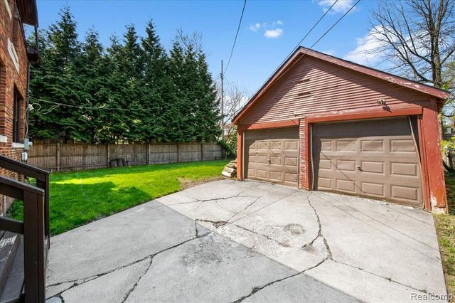 15323 Stahelin Avenue, Detroit, MI 48223