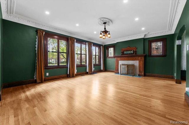 15323 Stahelin Avenue, Detroit, MI 48223