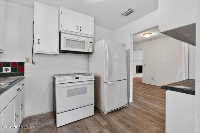 10302 103RD Street, Jacksonville, FL 32210