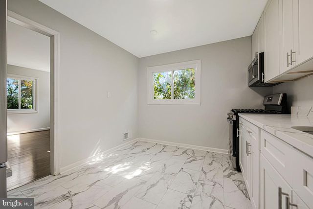 6929 HALLECK ST, District Heights, MD 20747