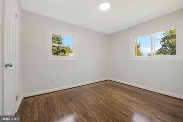 6929 HALLECK ST, District Heights, MD 20747
