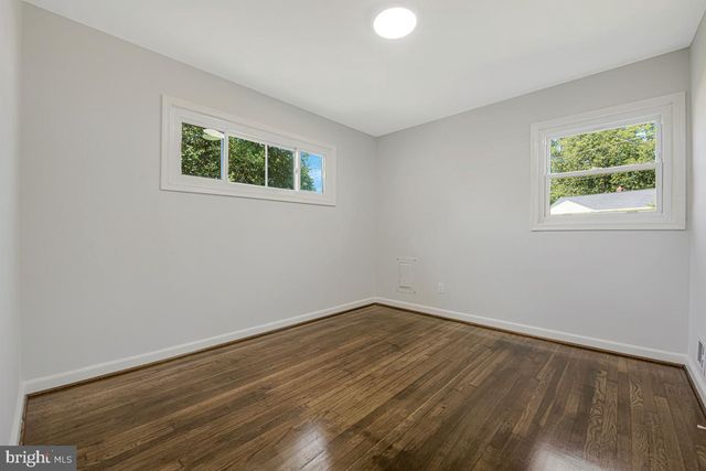 6929 HALLECK ST, District Heights, MD 20747