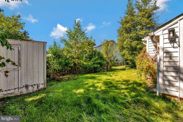 6929 HALLECK ST, District Heights, MD 20747