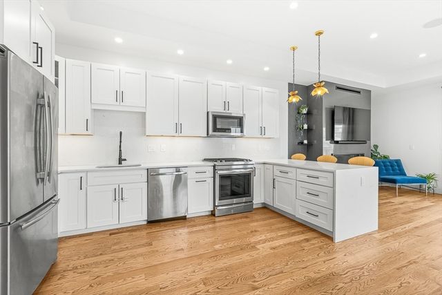 239 Lexington St 2, Boston, MA 02128
