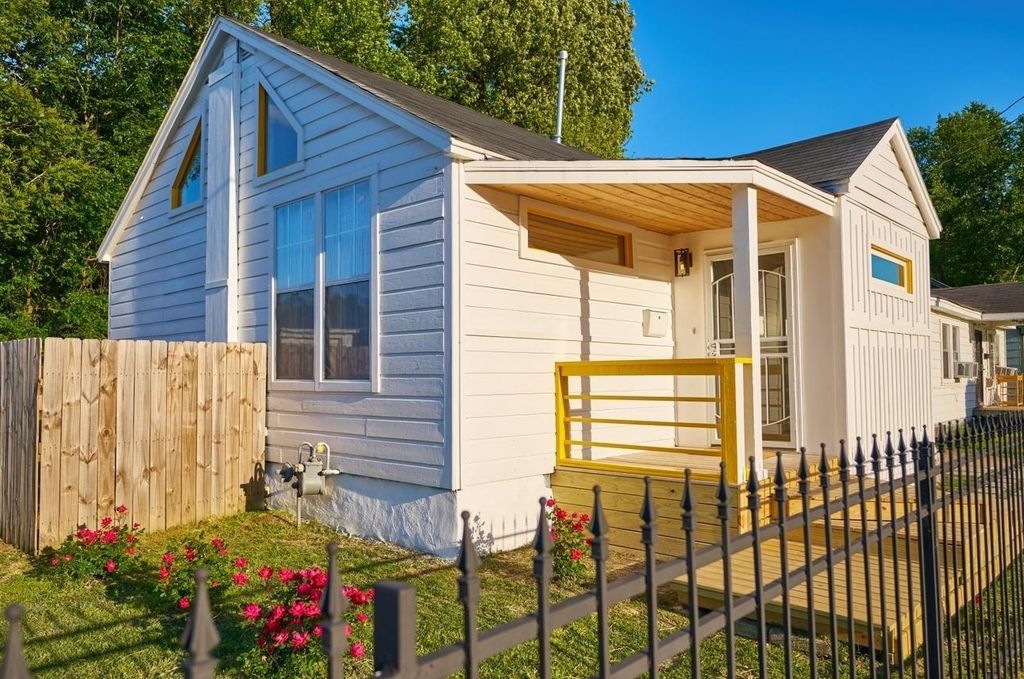 1628 N HOLLYWOOD ST, Memphis, TN 38108