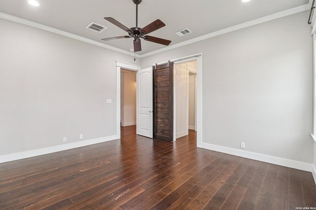 115 E Evergreen, Boerne, TX 78006