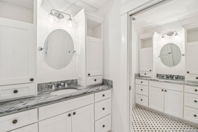 115 E Evergreen, Boerne, TX 78006